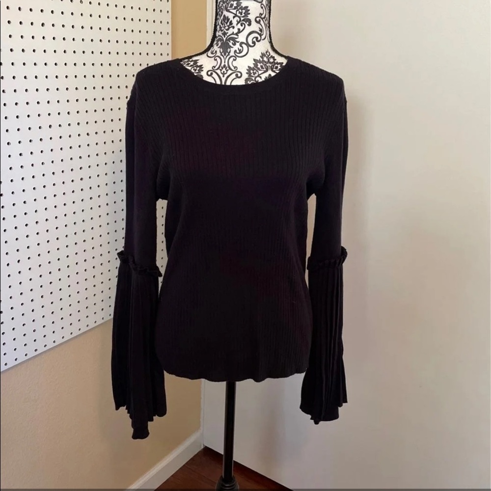 Chelsea 28 Fluted Sleeve Top